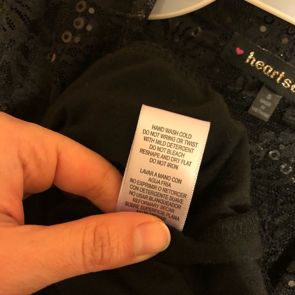 Black lace top with sequins - Picture 7 of 8